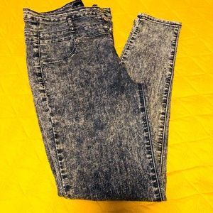 Refuge Blue Acid Washed Skinny Jeans - Size 12